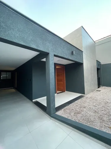 Casa nova, 2 quartos com suíte, laje para ampliar e garagem para 2 carros no Ingleses