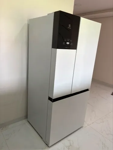 Geladeira Electrolux Frost Free Inverter 590L
