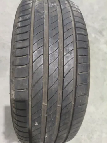 Pneu Michelin primacy 205/55/16 rodou menos de 500 km igual a zero