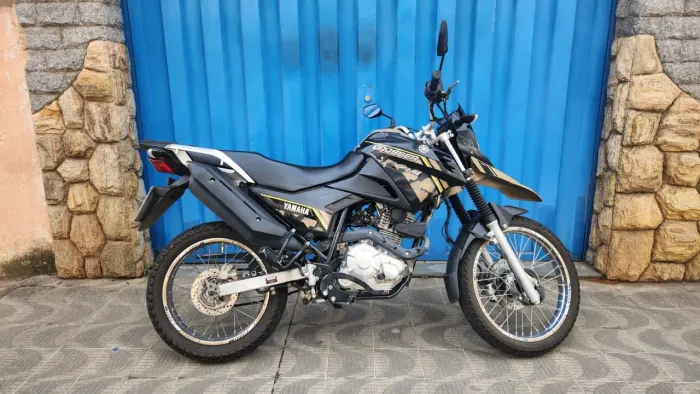 Yamaha XTZ crosser 2022 muito nova...pneus okm
