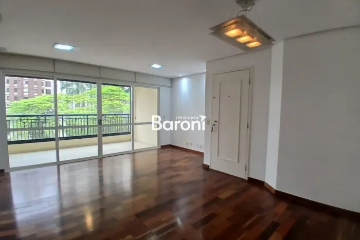 Apartamento para locação em Moema