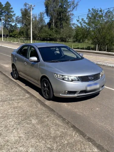 Kia Motors Cerato 1.6 16V Mec. 2011