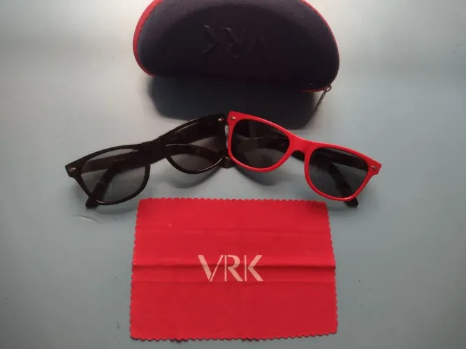 Conjunto 4 Oculos de sol infantil VR Kids