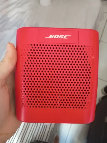 Bluetooth Bose SoundLink Color (1ª Geração) vermelha