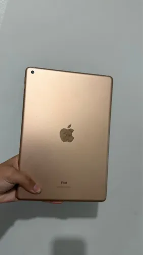 VENDO OU TROCO IPAD POR CÂMERA FOTOGRÁFICA 