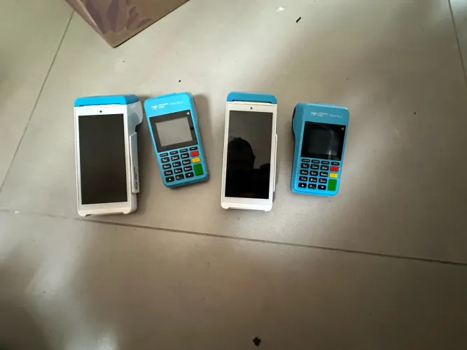 4 maquininhas mercado pago em perfeito estado