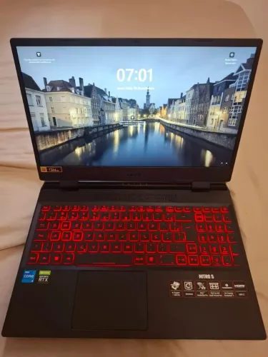 NOTEBOOK NITRO V15 GAMER 13 Geração  - RTX 3050 - Tela de 144 Hz Zero