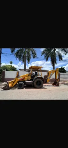 Retroescavadeira Randon