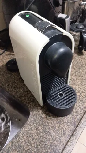 Cafeteira Nespresso U C50 indicado LED 