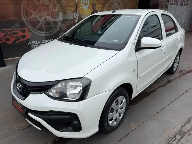 Toyota Etios X Plus Sedan 1.5 Flex 16V 4P Aut. 2019