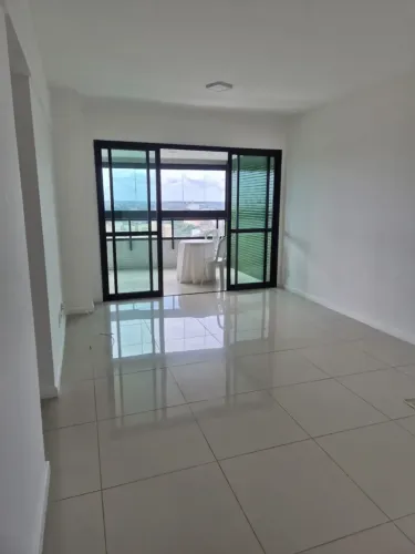 Apartamento para aluguel possui 54 metros quadrados com 1 quarto em Paralela - Salvador - 