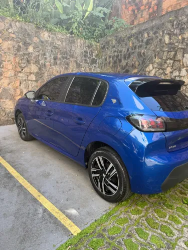 Peugeot 208 Roadtrip 1.6 Flex 16V 5P Aut. 2023