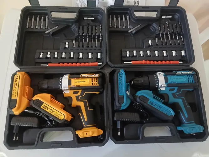 parafusadeira e furadeira com duas baterias e maleta completa!