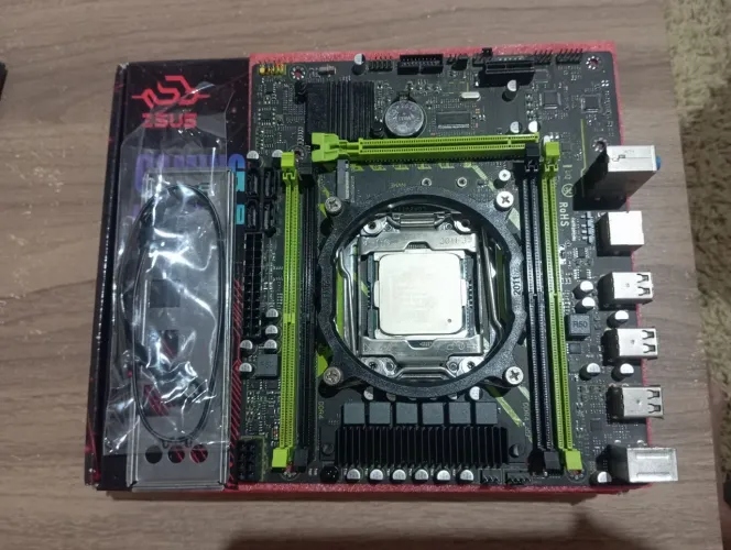 Vendo placa mãe x99 com processador E5-2650v4