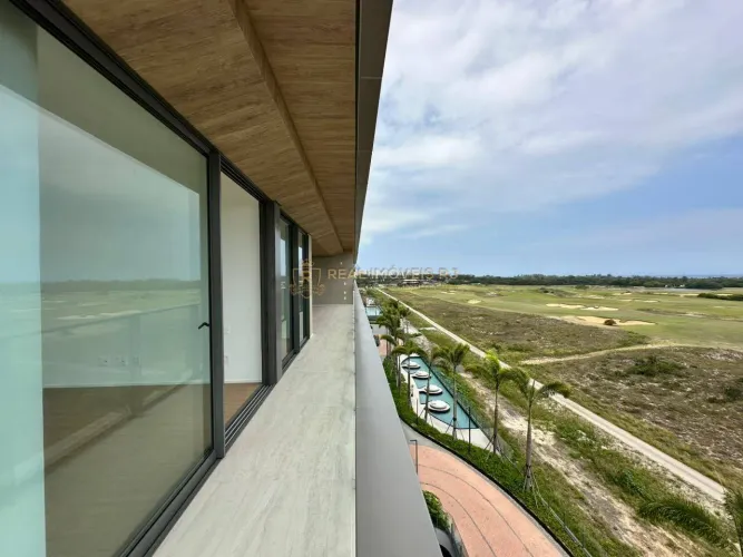 Locação de Apartamento com 4 dormitórios no Condomínio Oceana Golf