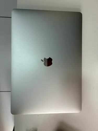 MacBook Pro 2018 15 polegadas novo 
