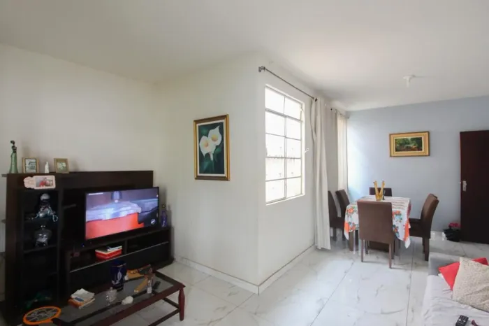 Casa à Venda - Aeroporto, 3 Quartos, 100 m2
