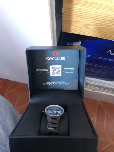 Relógio seculus novo