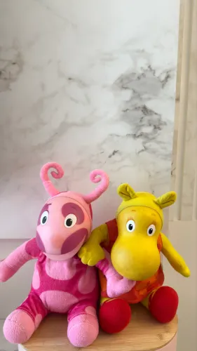 Backyardigans Aniqua & Tasha
