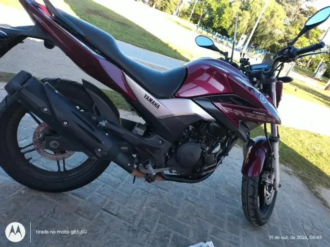 Yamaha FZ25 250 Fazer Flex 2015