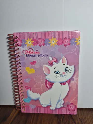 Sticker Album - Caderno de Adesivos - Papelaria Vintage Disney Marie Grafon's