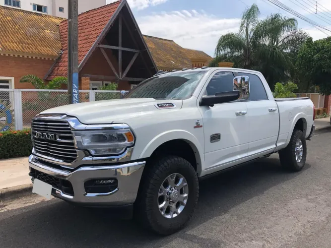 Ram 2500 Laram. 6.7 Night ED. TB CD 4X4 DIE 2022