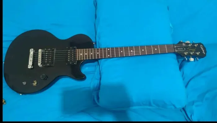 Troco Les Paul por Telecaster ou Ponte Flutuante