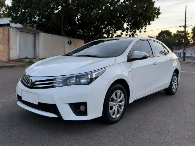 Toyota Corolla GLI 1.8 Flex 16V Aut. 2016