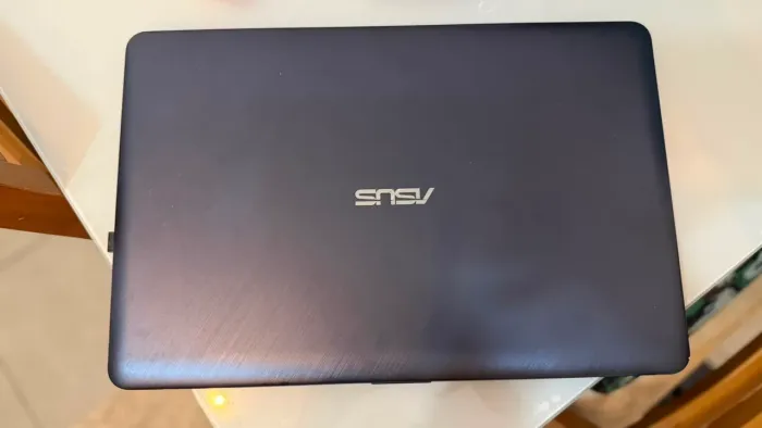 Notebook Asus X543U Core i5