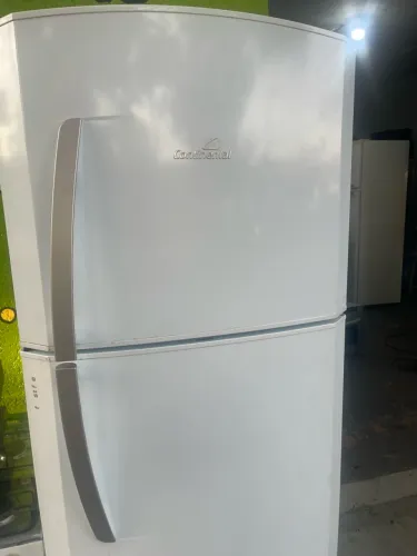 Geladeira continental frosfree conservada entrego