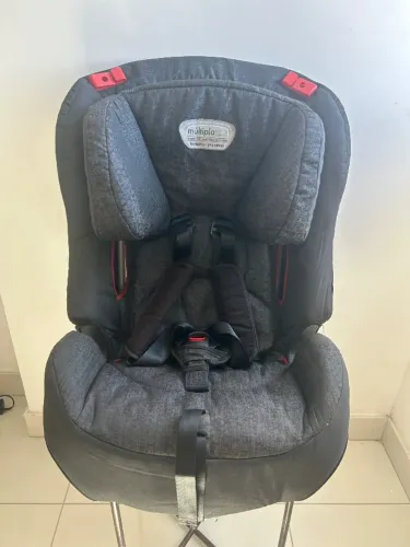 Cadeira de carro infantil 