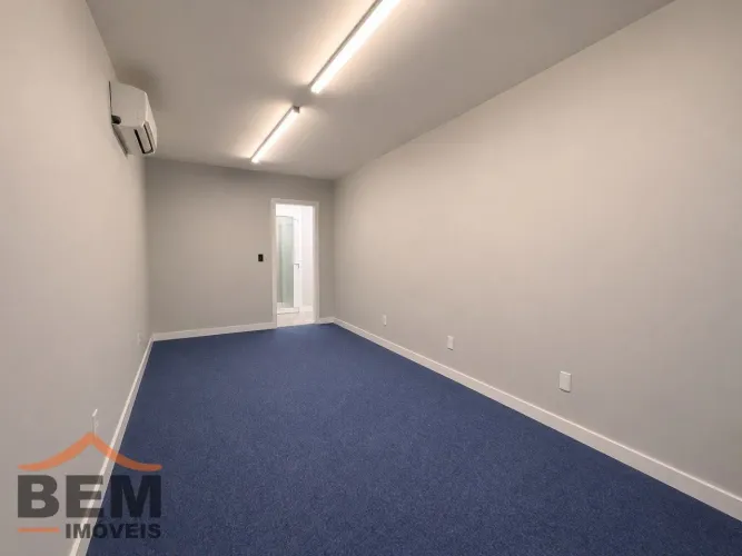 Sala Comercial para Aluguel no Centro de Itajaí