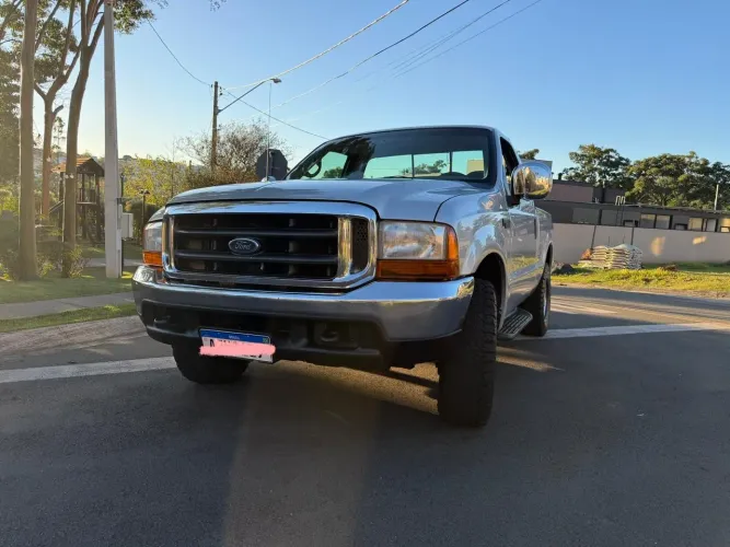 Ford F-250 XLT 4.2 TB Diesel 2000