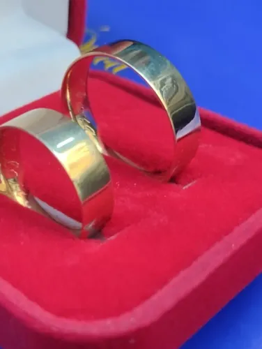 Alianças Noivado Casamento Ouro 18 Kilates 6 Gramas 5 mm Maciço