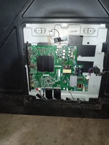 Vendo placa de televisão tcl tamanho 50