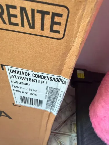 ? CONDENSADORA LG CASSETE 1 VIA INVERTER 18.000 BTUs