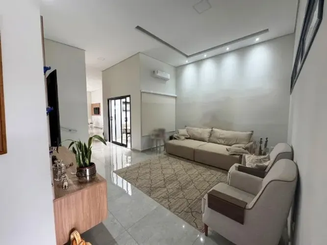 VENDO CASA ITAPIRA