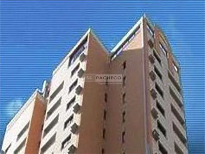 Flat com 1 quarto, Centro, Piracicaba - R$ 230 mil