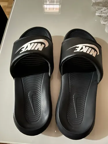 Chinelo Nike Oficial tamanho 42