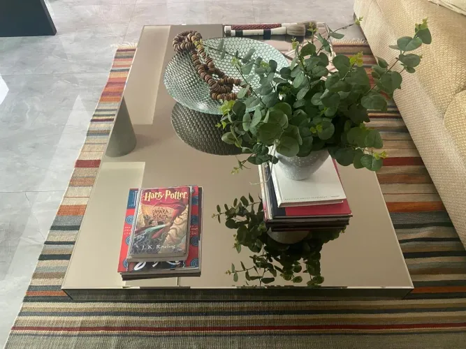 ABAIXOU O PREÇO! Mesa de centro espelho bronze