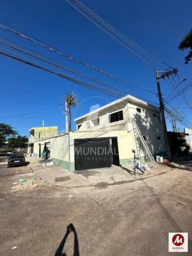 Casa (sobrado na rua) 3 dormitórios/suite, cozinha planejada