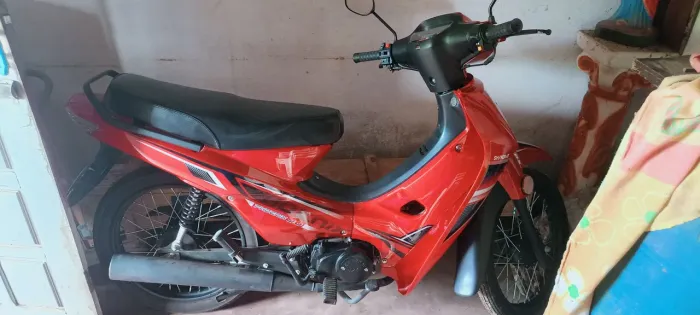 Moto Fênix cinquentinha Shineray