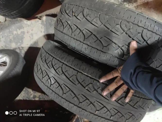 Pneu scorpion 215/60R17