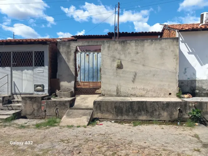 CASA NO JARDIM BEIRA RIO/ DIRCEU