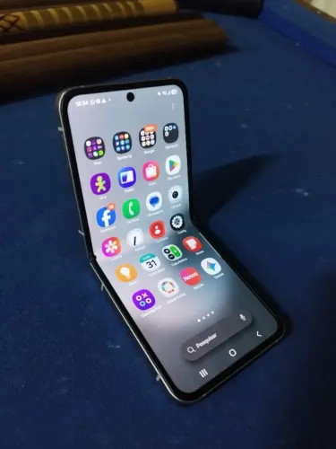 Samsung z flip 6 (troco por iPhone ou linha S)