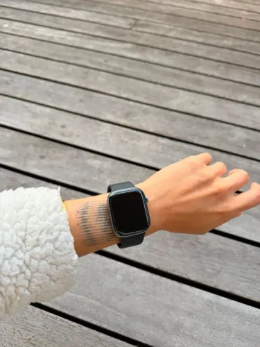 APPLE WATCH 11 42MM