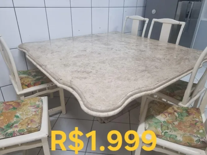 Mesa de Mármore Tramontino