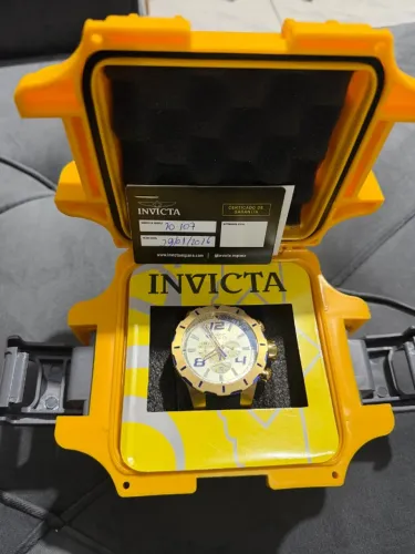 Relógio invicta 
