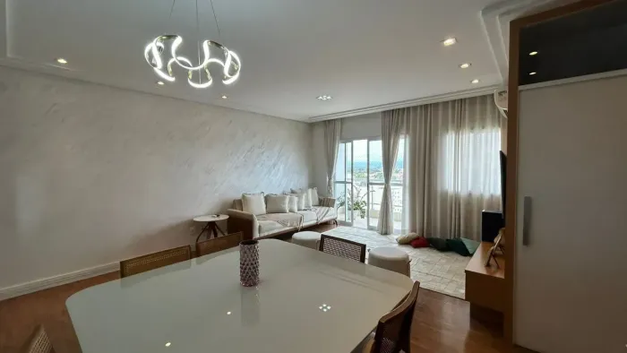 Cobertura com 3 dormitórios à venda, 210 m² por R$ 850.000,00 - Centro - Taubaté/SP