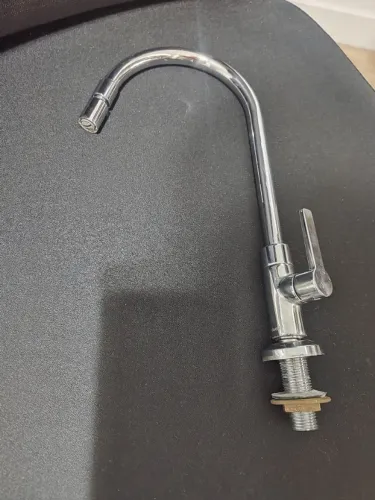 Torneira para cozinha bica alta Gali (instalação: mesa)